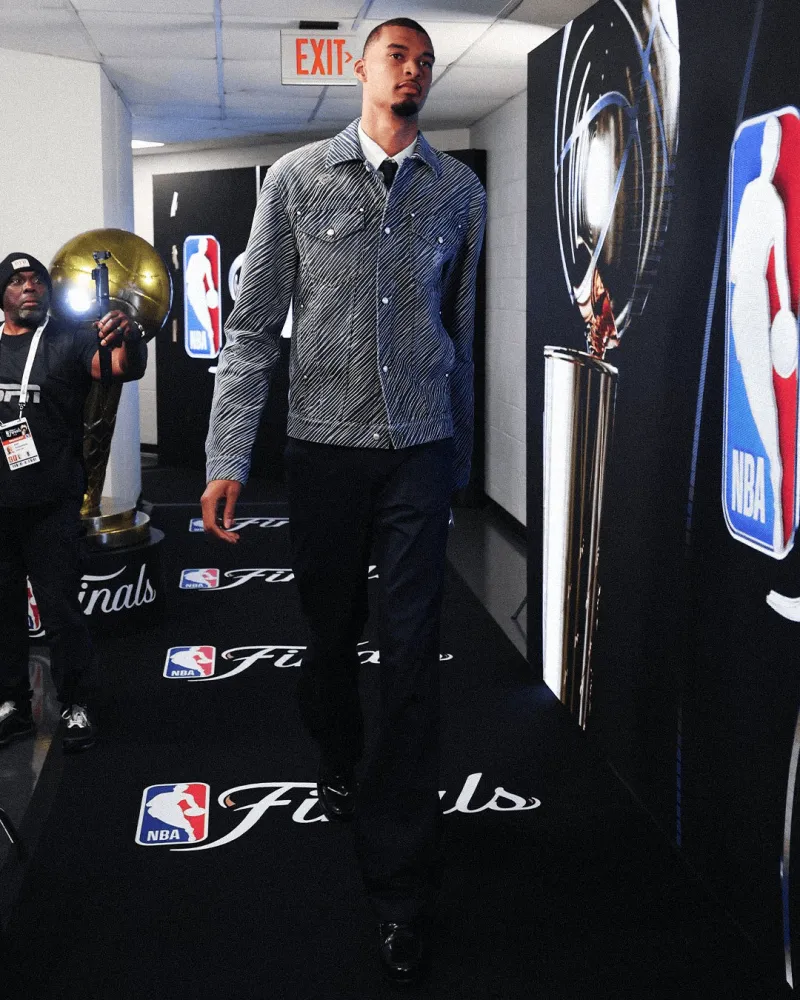 MK体育-NBA官方晒文班亚马照片：才第三年他就准备好总决赛首秀了